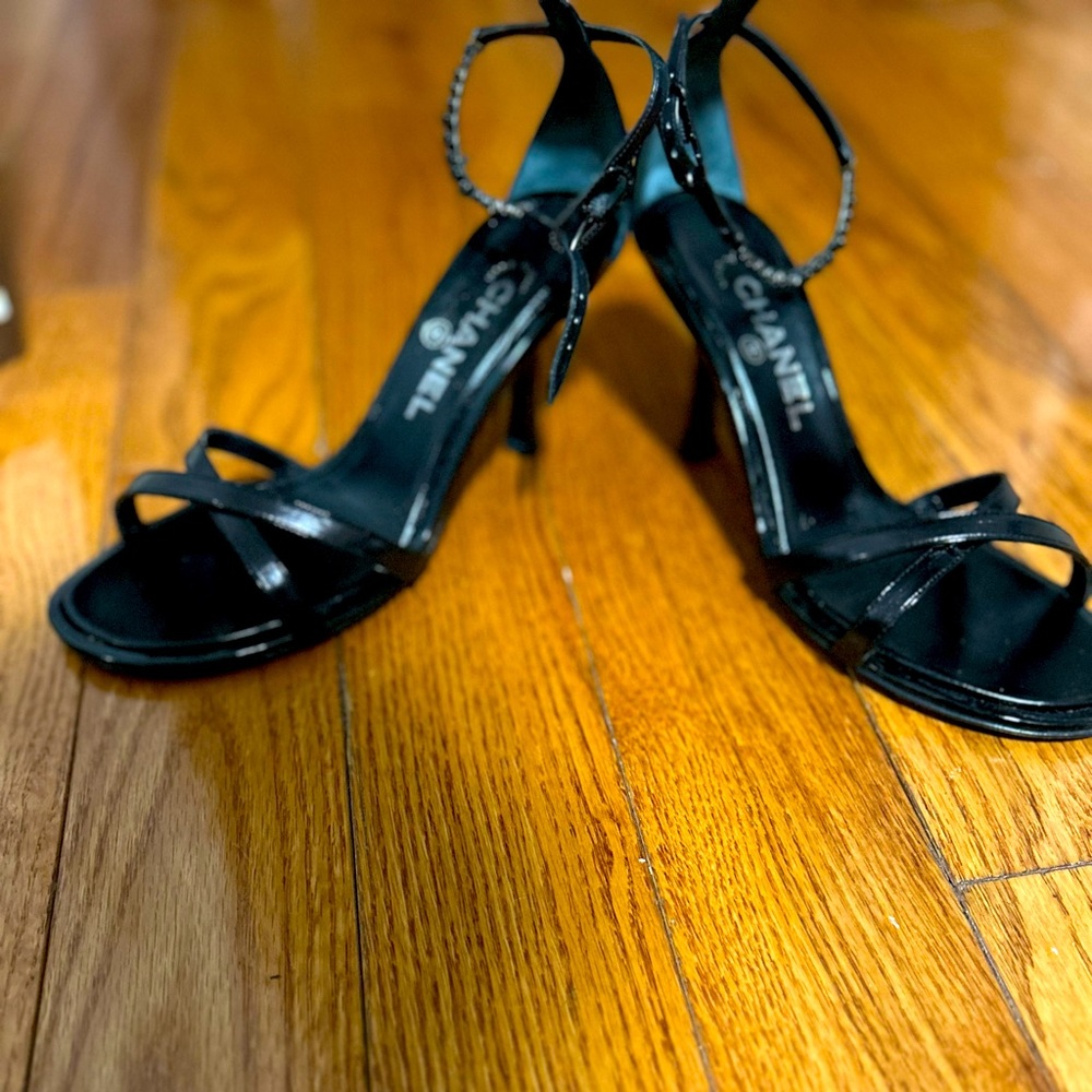 Chanel black 3” sandals with crystal anklet buckle Sz 38.5/8